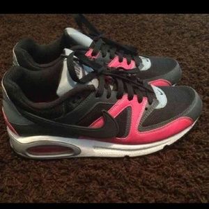 Nike air maxs